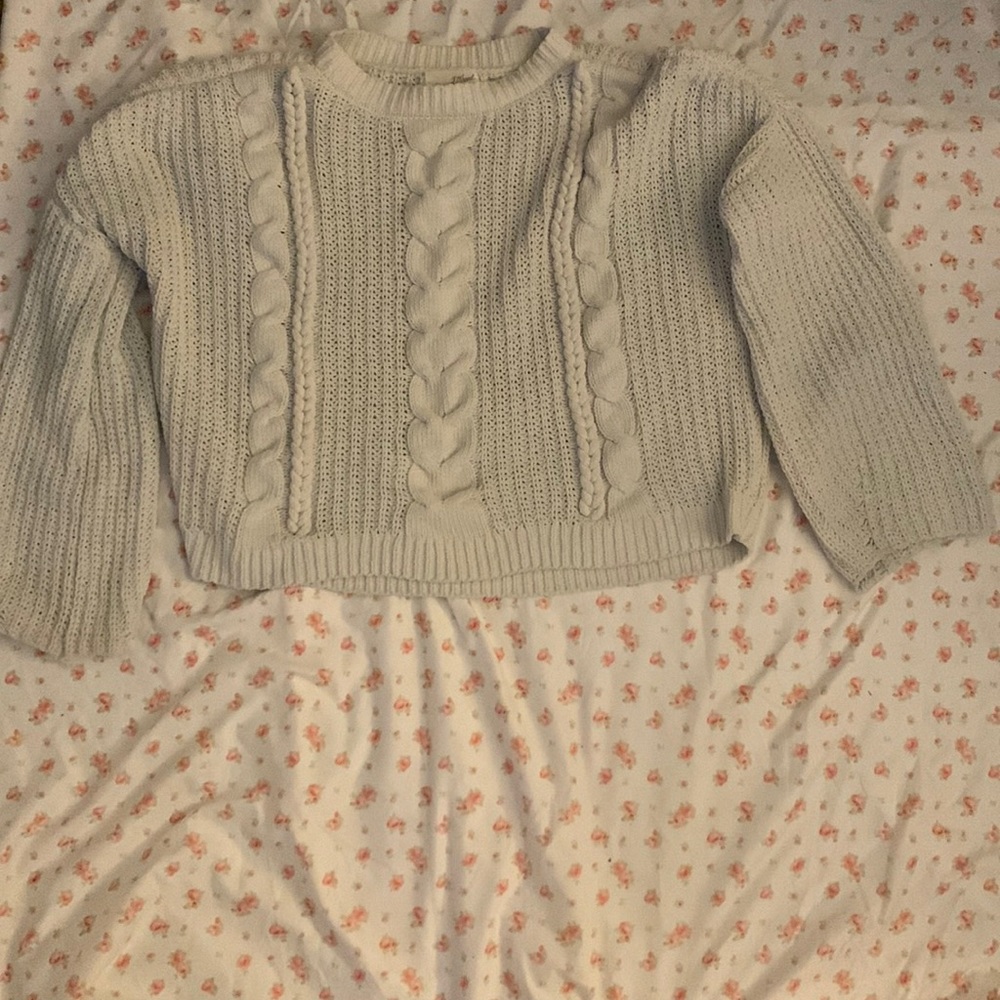 All white knit pull over sweater
